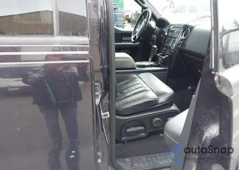 2007 Ford F-150 Lariat from USA, damaged, VIN 1FTRW14567FA83121